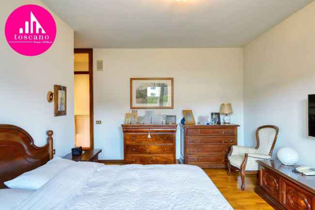 Villa in vendita a Besano