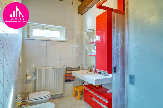 Villa in vendita a Besano