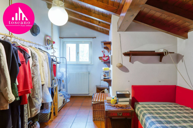 Villa in vendita a Besano