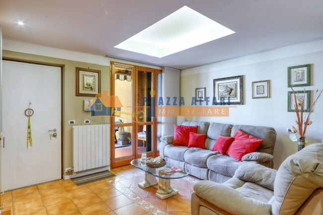 Villette a schiera in vendita a Solbiate Arno