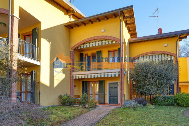 Villette a schiera in vendita a Solbiate Arno