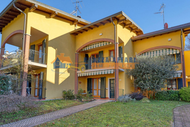 Villette a schiera in vendita a Solbiate Arno