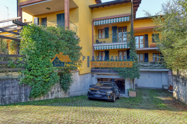 Villette a schiera in vendita a Solbiate Arno