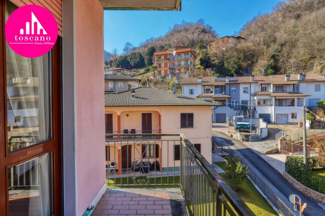 Appartamento in vendita a Brusimpiano