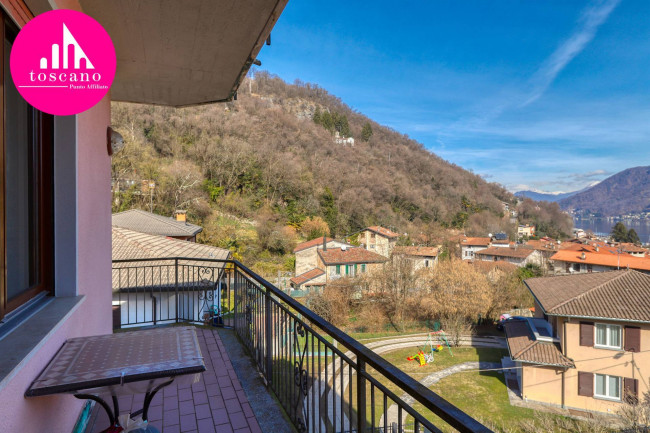 Appartamento in vendita a Brusimpiano