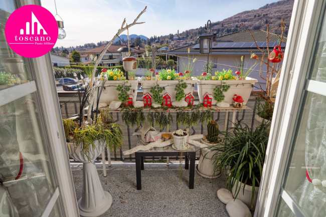 Appartamento in vendita a Marchirolo