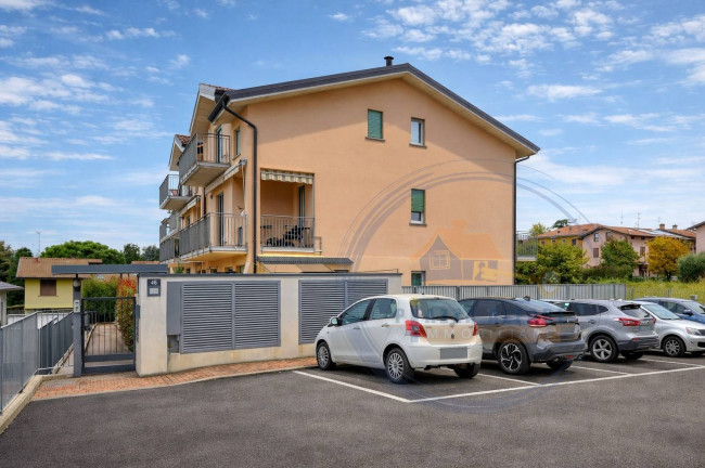 Appartamento in vendita a Carnago