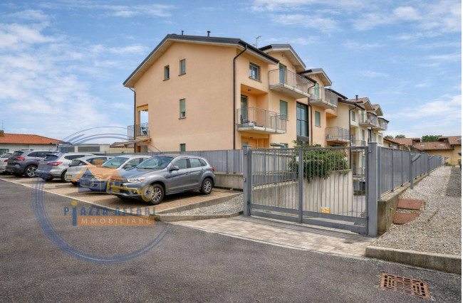 Appartamento in vendita a Carnago