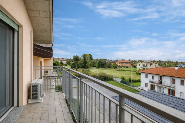 Appartamento in vendita a Carnago