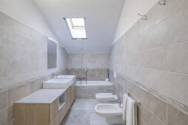 Appartamento in vendita a Carnago