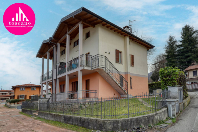 Appartamento in vendita a Marchirolo