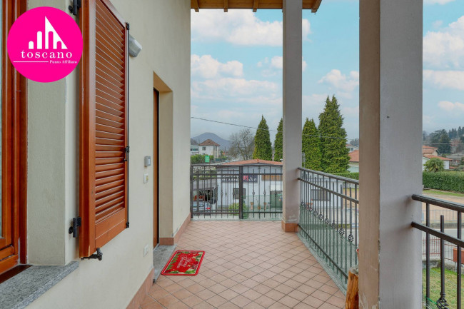 Appartamento in vendita a Marchirolo