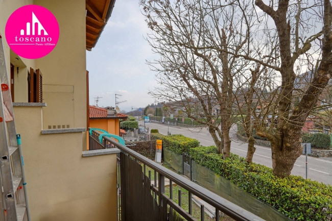 Appartamento in vendita a Marchirolo