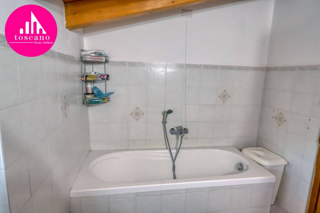 Appartamento in vendita a Marchirolo