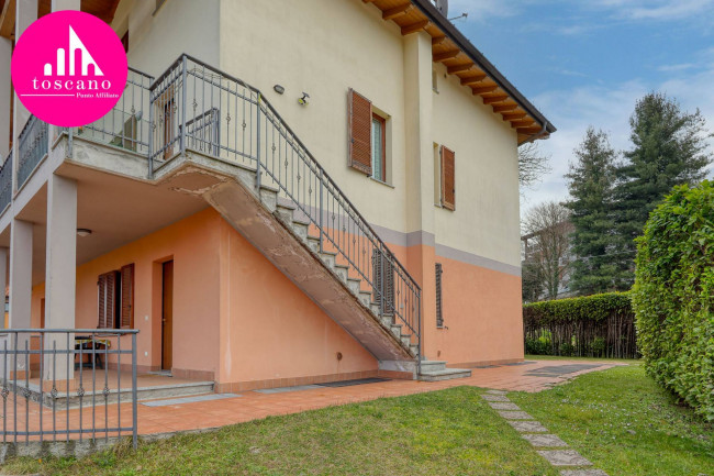 Appartamento in vendita a Marchirolo