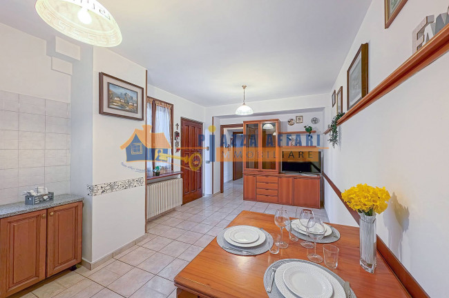 Appartamento in vendita a Caronno Varesino