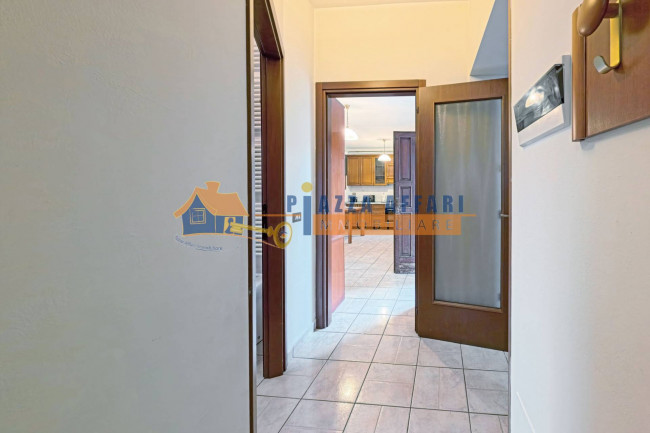 Appartamento in vendita a Caronno Varesino