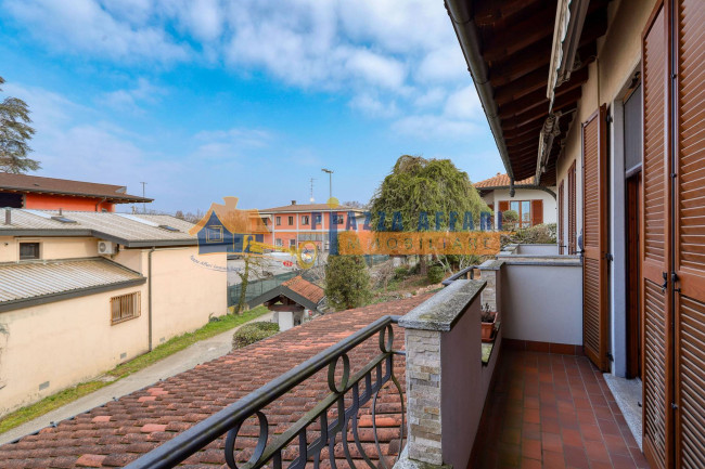 Villa in vendita a Carnago