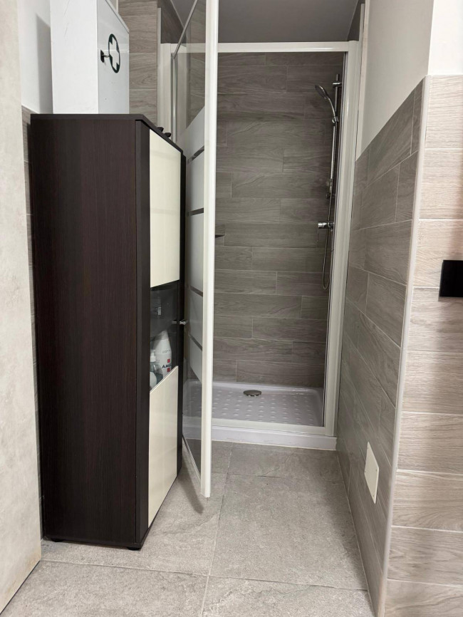 Locale commerciale in vendita a Cunardo