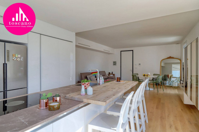 Villa in vendita a Marchirolo