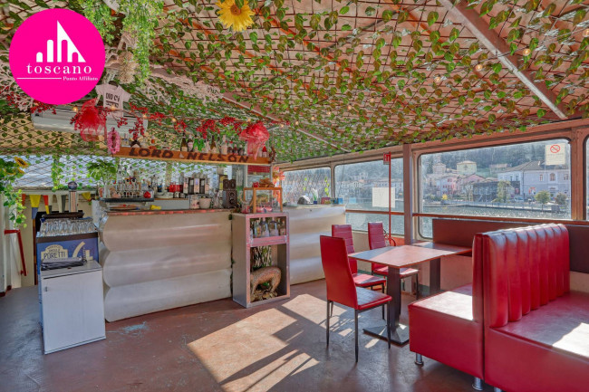 Attività commerciale in vendita a Porto Ceresio