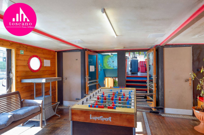 Attività commerciale in vendita a Porto Ceresio