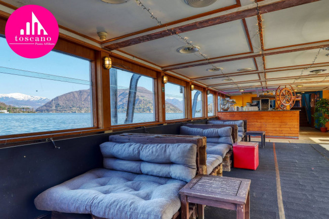 Attività commerciale in vendita a Porto Ceresio