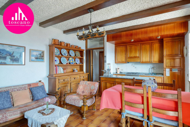 Villa Bifamigliare in vendita a Cadegliano-Viconago