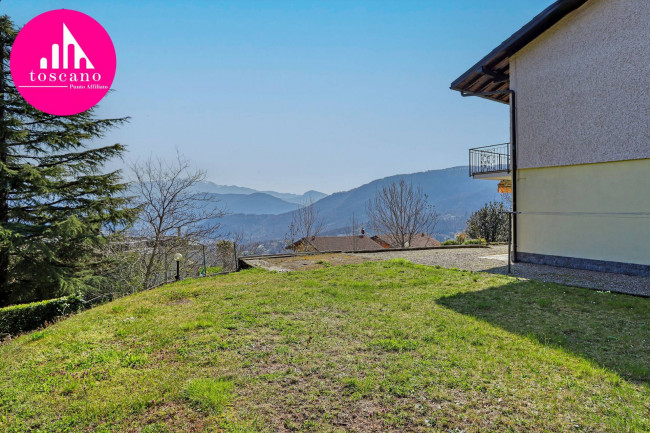 Villa Bifamigliare in vendita a Cadegliano-Viconago