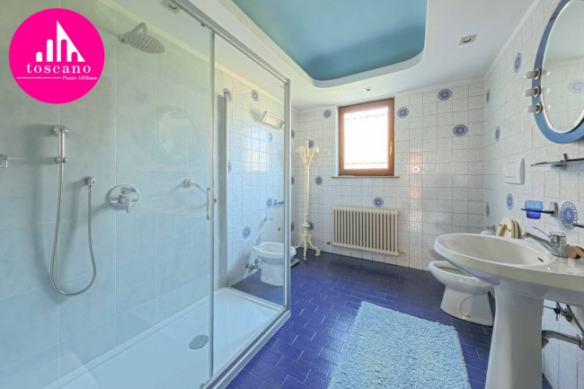 Villa Bifamigliare in vendita a Cadegliano-Viconago