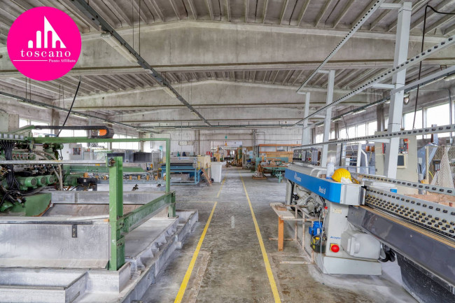 Locale commerciale in vendita a Mesenzana