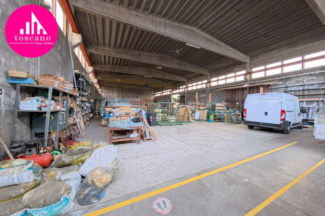 Locale commerciale in vendita a Mesenzana