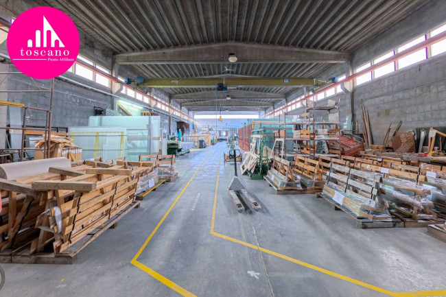 Locale commerciale in vendita a Mesenzana