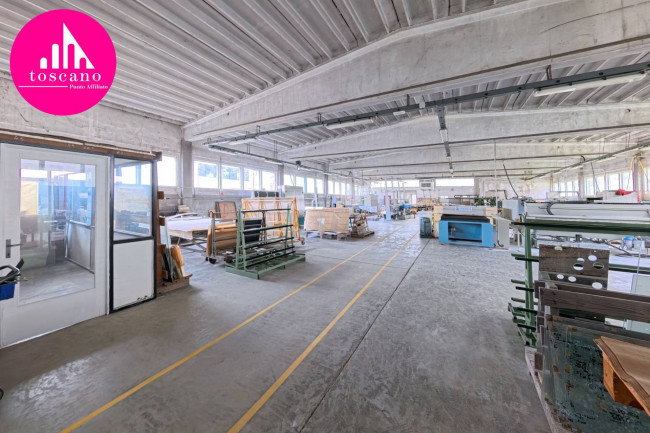 Locale commerciale in vendita a Mesenzana