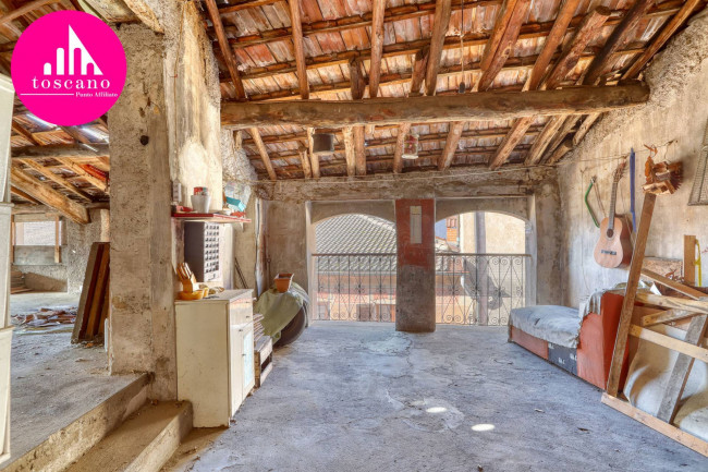 Appartamento in vendita a Cunardo