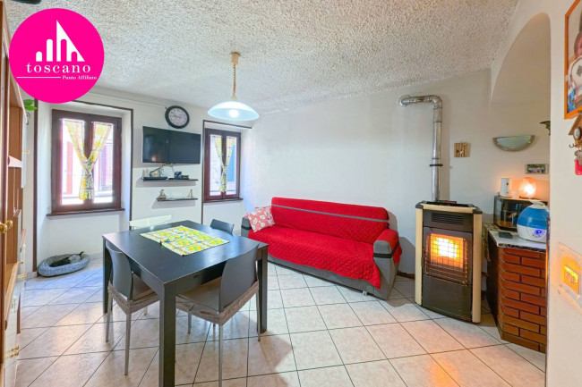 Appartamento in vendita a Cunardo