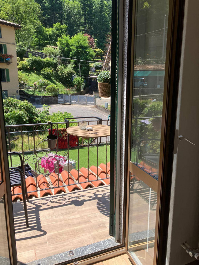 Appartamento in vendita a Cadegliano-Viconago