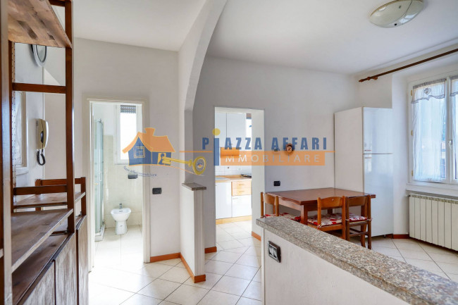 Appartamento in vendita a Caronno Varesino