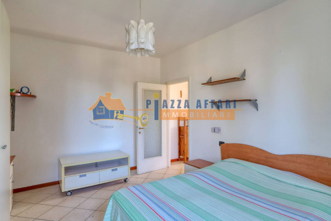 Appartamento in vendita a Caronno Varesino