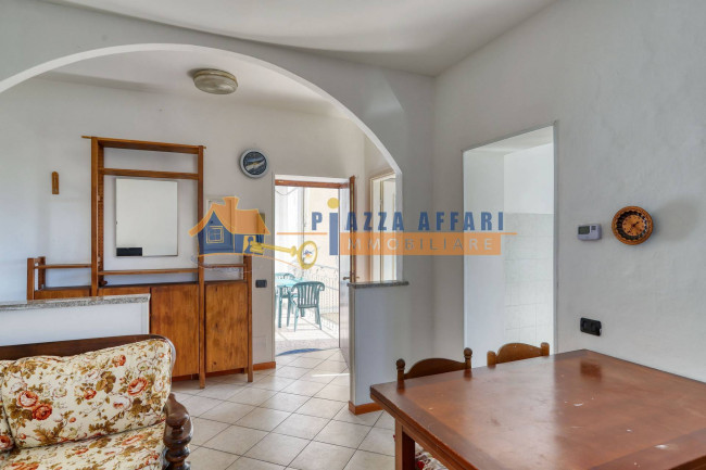 Appartamento in vendita a Caronno Varesino