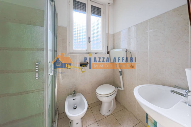 Appartamento in vendita a Caronno Varesino