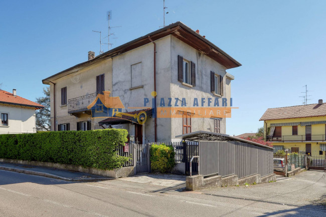 Appartamento in vendita a Caronno Varesino