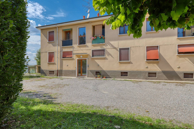 Appartamento in vendita a Carnago