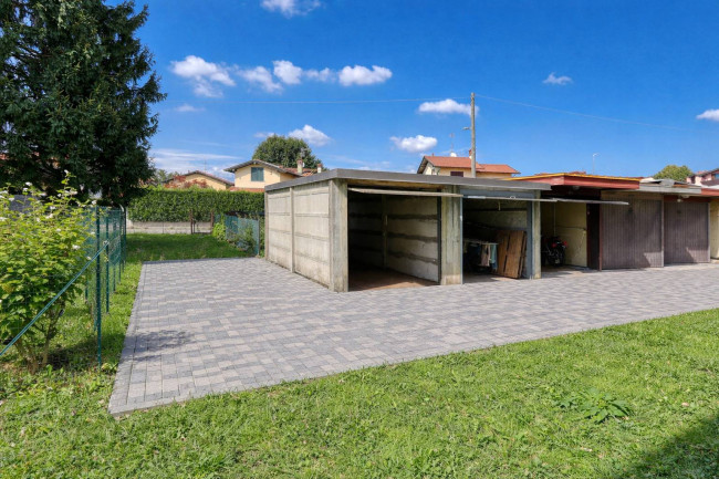 Appartamento in vendita a Carnago