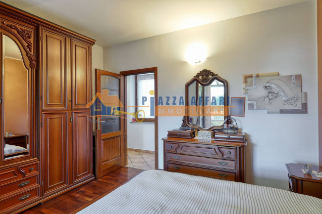 Villa in vendita a Oggiona con Santo Stefano