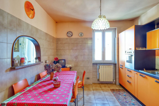 Appartamento in vendita a Marchirolo