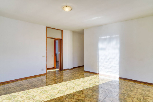 Appartamento in vendita a Marchirolo