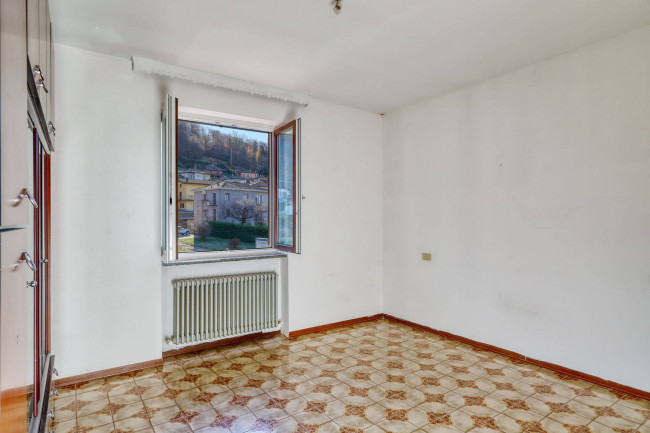 Appartamento in vendita a Marchirolo