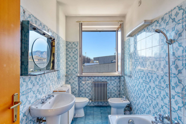 Appartamento in vendita a Marchirolo