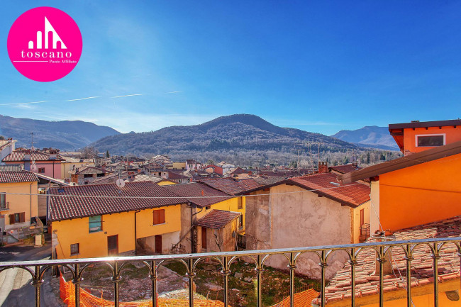 Casa singola in vendita a Cunardo